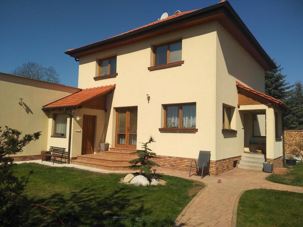 Domo Apartment Středokluky Eksteriør billede